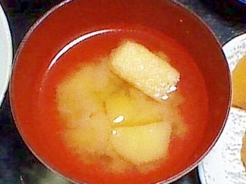 冬瓜と油揚げの味噌汁
